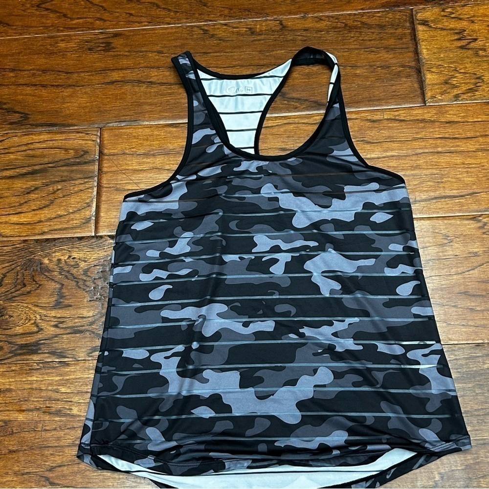 Zyia active camouflage tank top‎